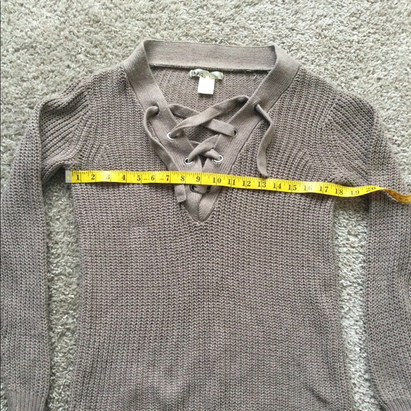 Sweater - Picture 6 of 14